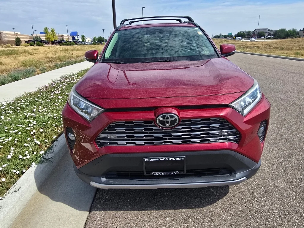 Used 2019 Ruby Flare Pearl Toyota Limited image 8