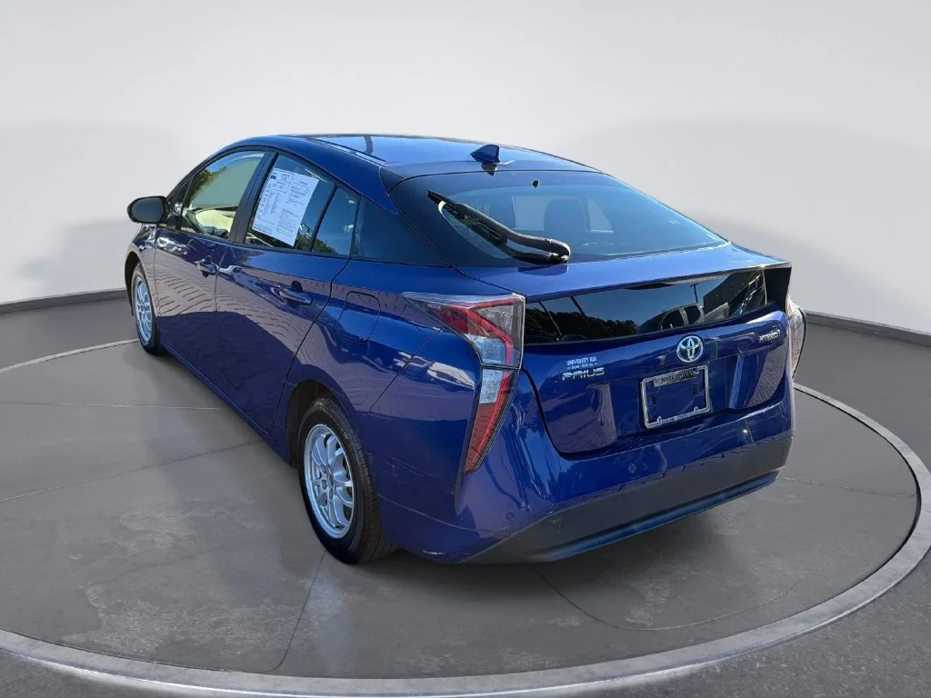 Used 2018 Blue Toyota Two image 5