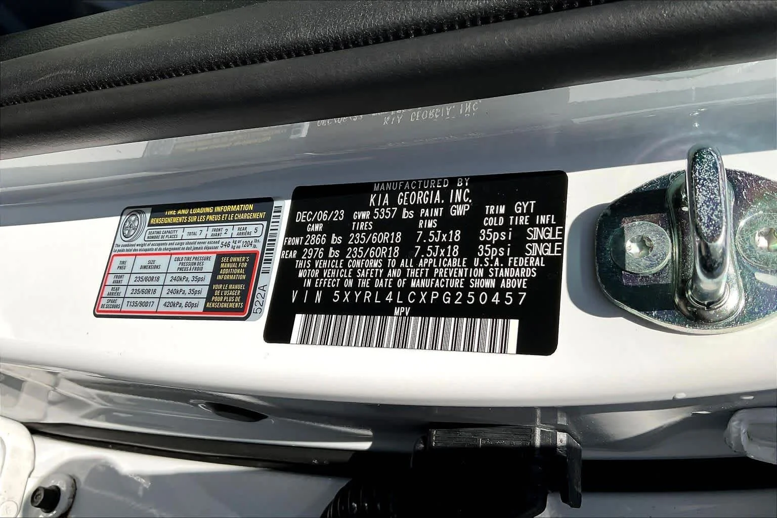 Used 2023 Glacial White Pearl Kia S image 34