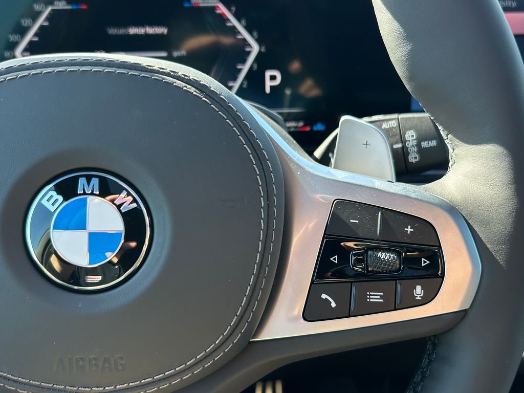 New 2026 Black Sapphire Metallic BMW xDrive40i image 20