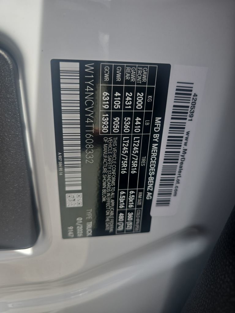 New 2026 Arctic White Mercedes-Benz Cargo 170 WB image 28