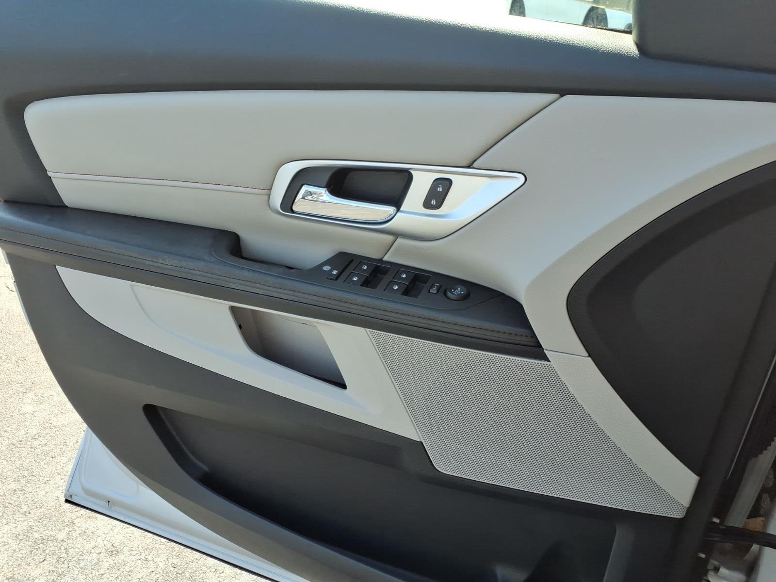 Used 2017 Quicksilver Metallic GMC SLE image 26