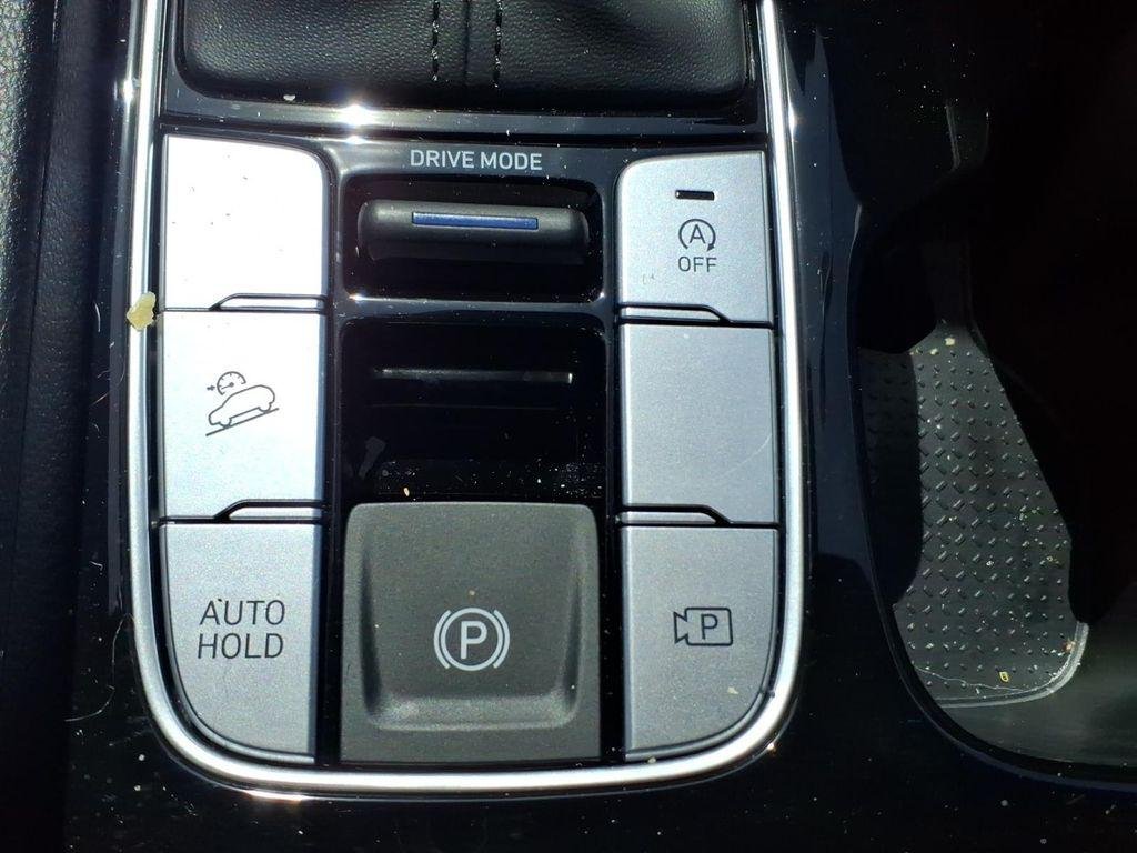 New 2026 Blue Hyundai SE FWD image 25