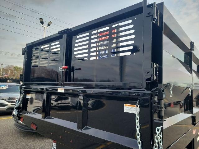 2025 Ford F-450 Super Duty Chassis Cab XL - Photo 22