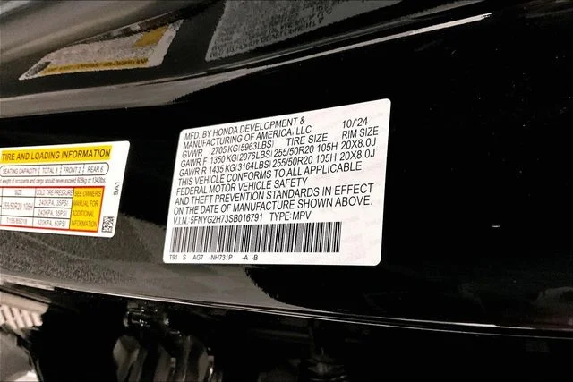 Used 2025 Crystal Black Pearl Honda Touring image 41