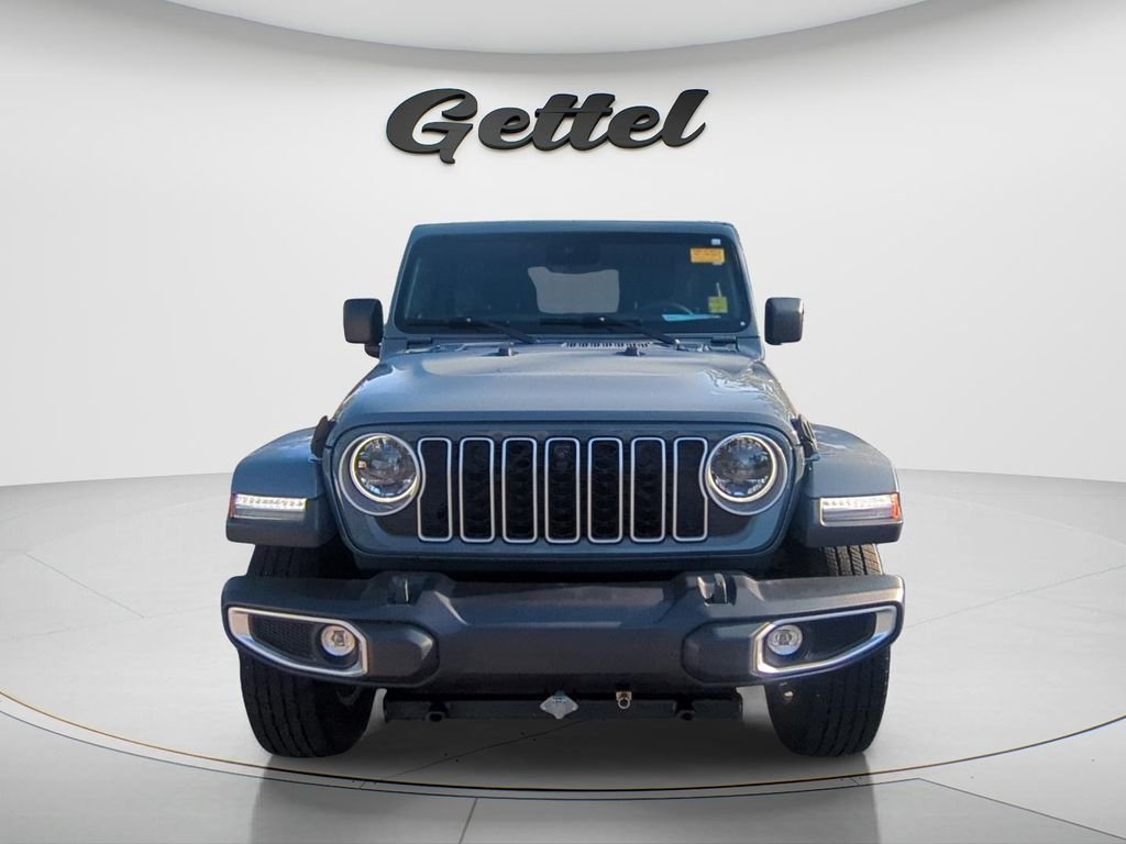 Used 2024 Gray Jeep Sahara image 2