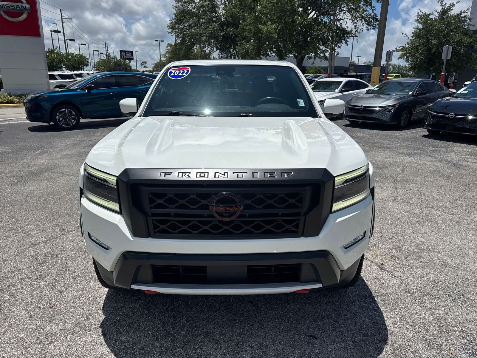 Used 2022 Glacier White Nissan PRO-X image 3