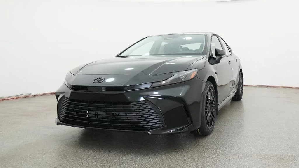 New 2026 Midnight Black Metallic Toyota LE image 3