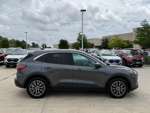 Used 2022 Gray Ford SEL image 6