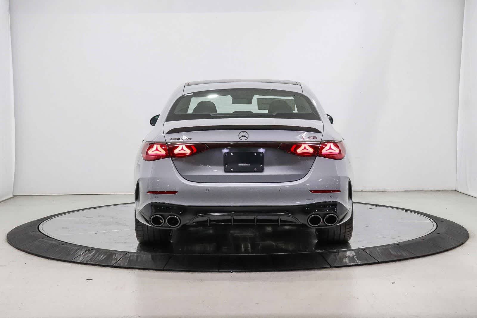 New 2026 MANUFAKTUR Alpine Grey Mercedes-Benz AMG® E 53 E image 3