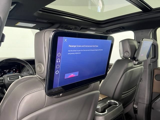 New 2026 Glacier White Tricoat GMC Denali Ultimate image 37