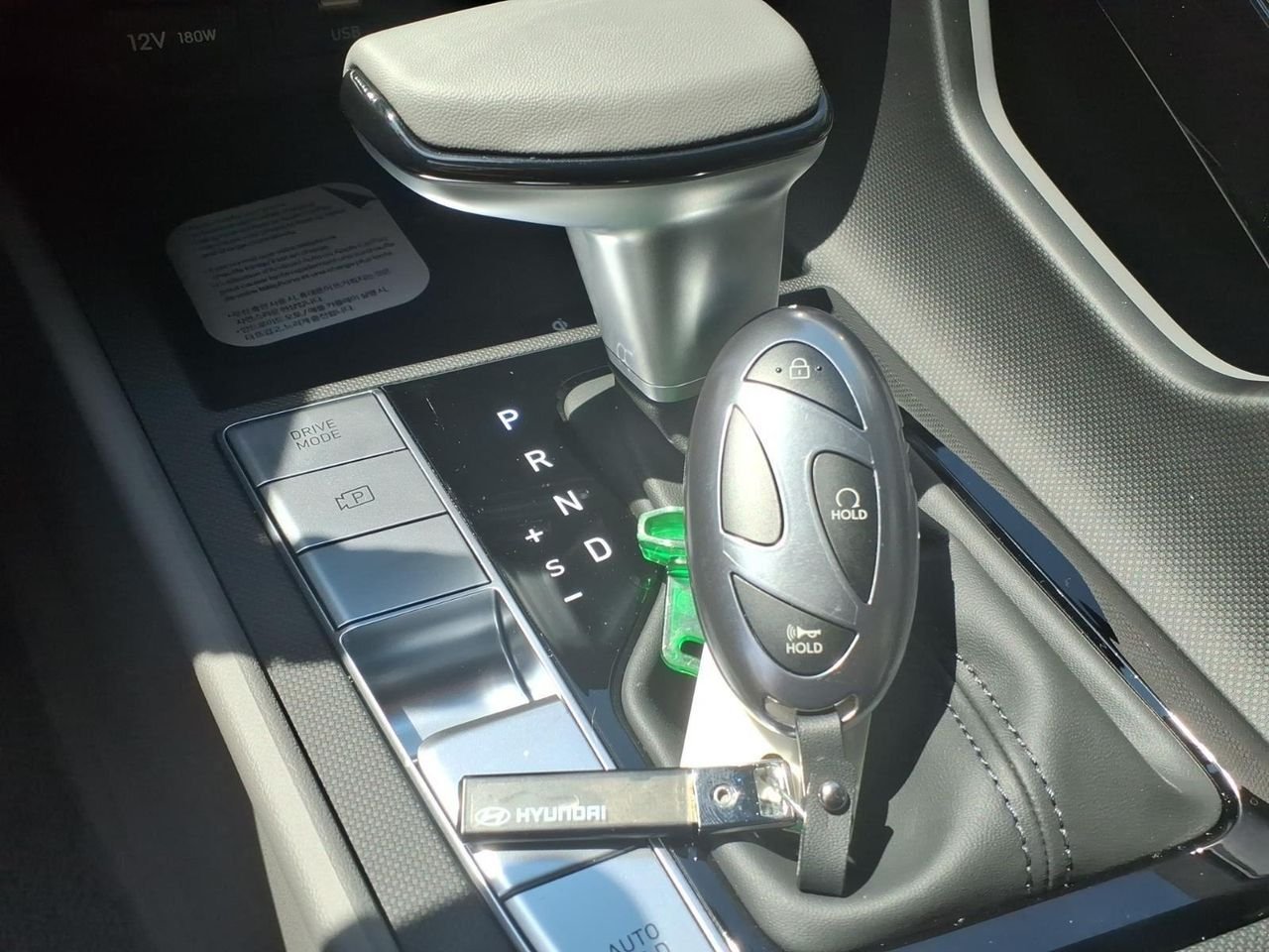 New 2026 Amazon Gray Hyundai SEL Sport Premium image 32