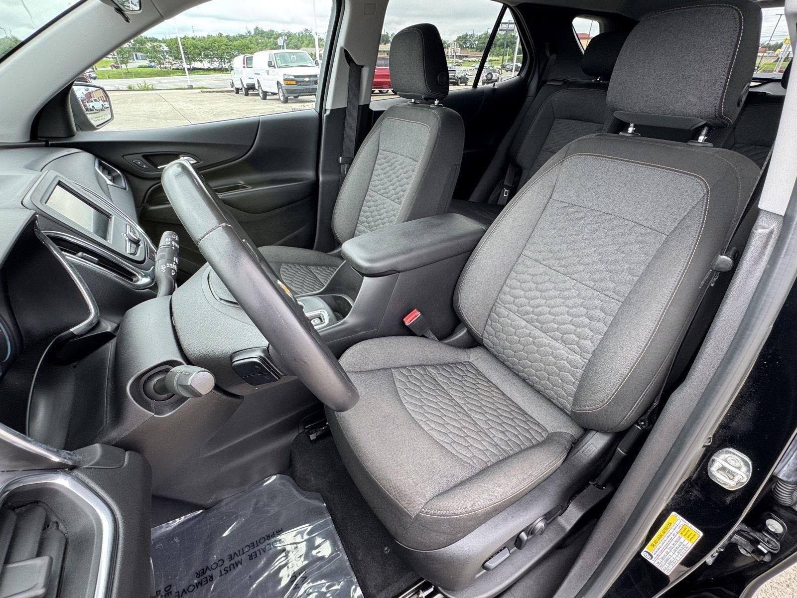 Used 2019 Chevrolet Equinox LT with VIN 3GNAXKEV1KL120998 for sale in Richmond, KY
