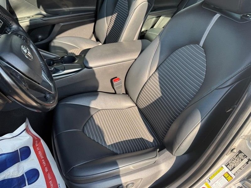 Used 2019 Celestial Silver Metallic Toyota SE image 16
