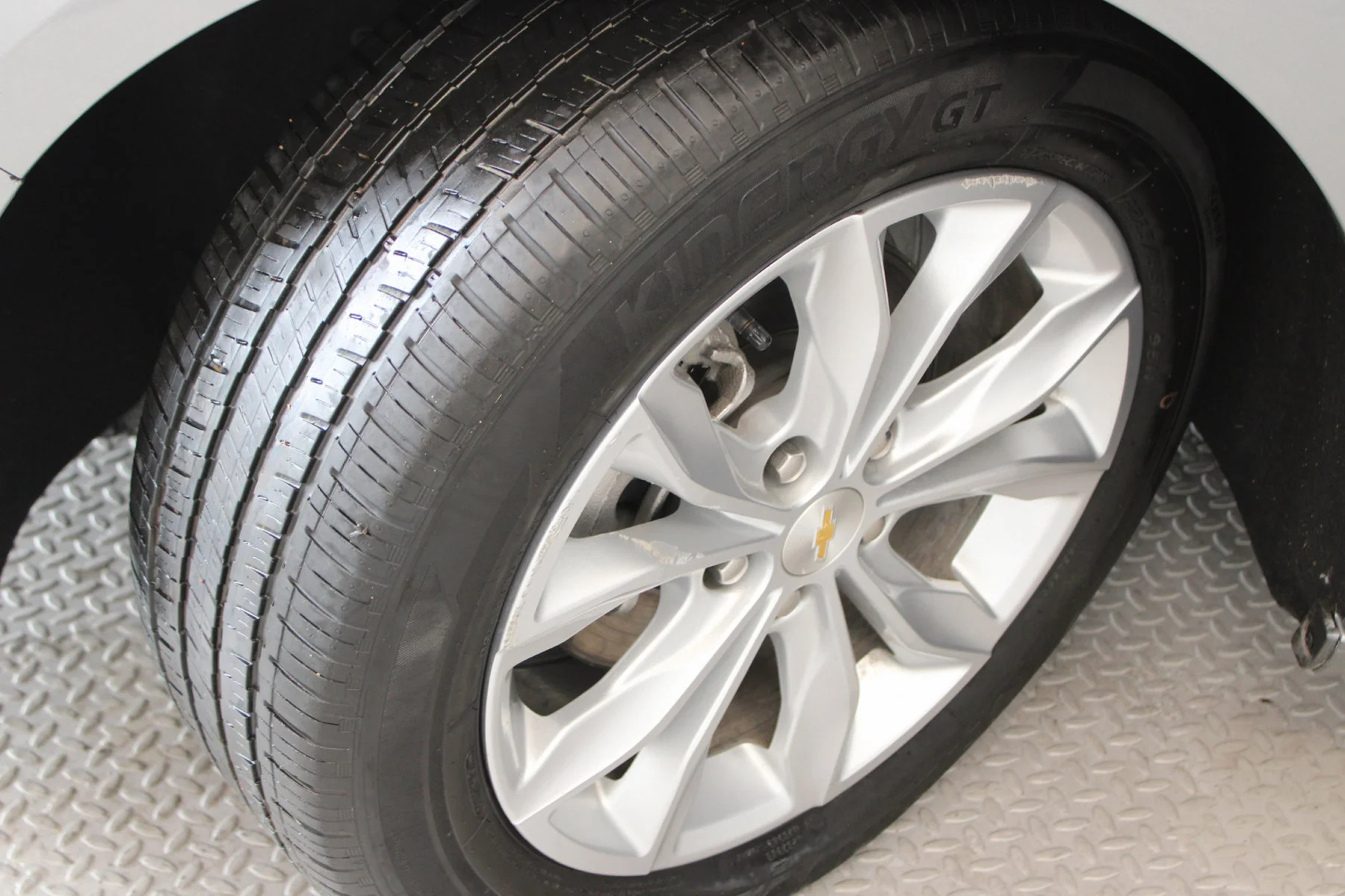 Used 2025 Sterling Gray Metallic Chevrolet 4dr Sdn 1LT image 19