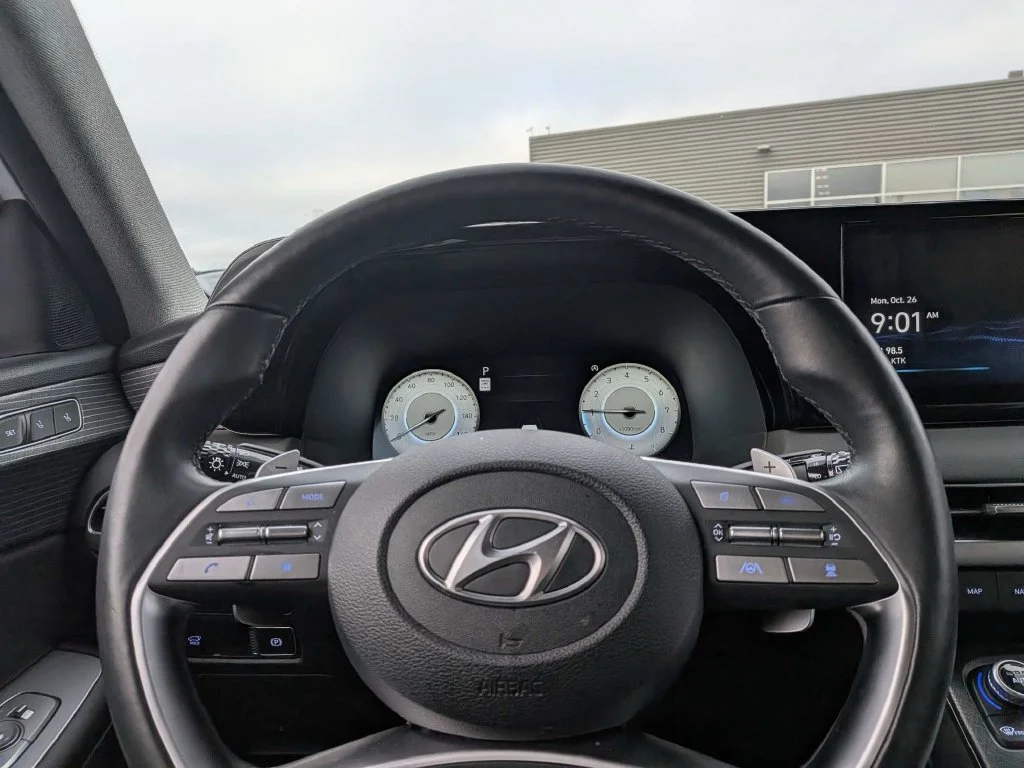 Used 2024 White Hyundai Limited image 22
