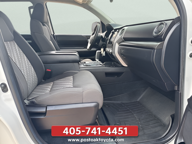 Used 2020 White Toyota SR5 image 11