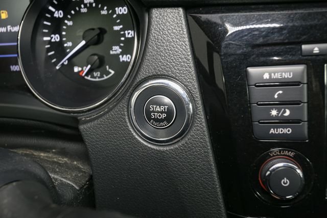 Used 2019 Gray Nissan SV image 26