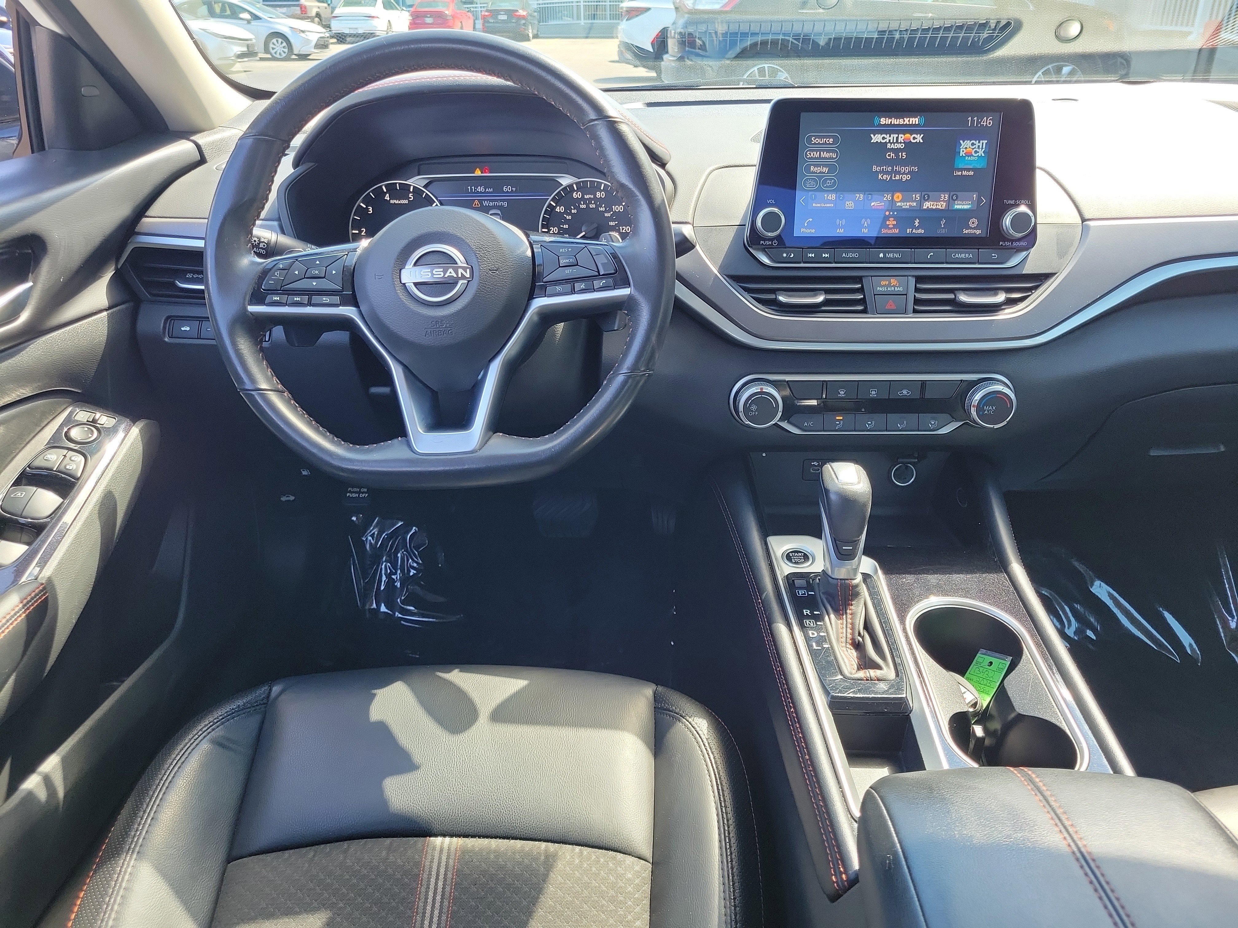 2025 Nissan Altima SR - Photo 10