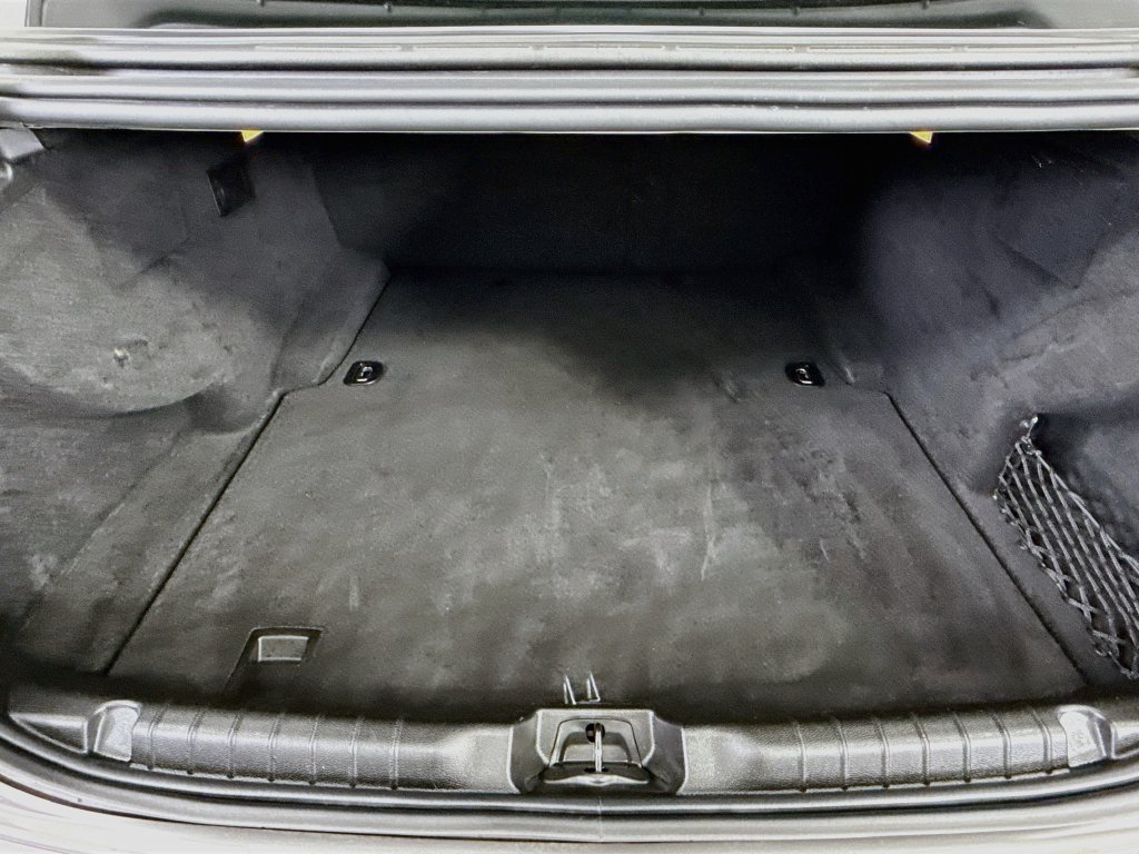 Used 2019 Grey Maserati S image 27