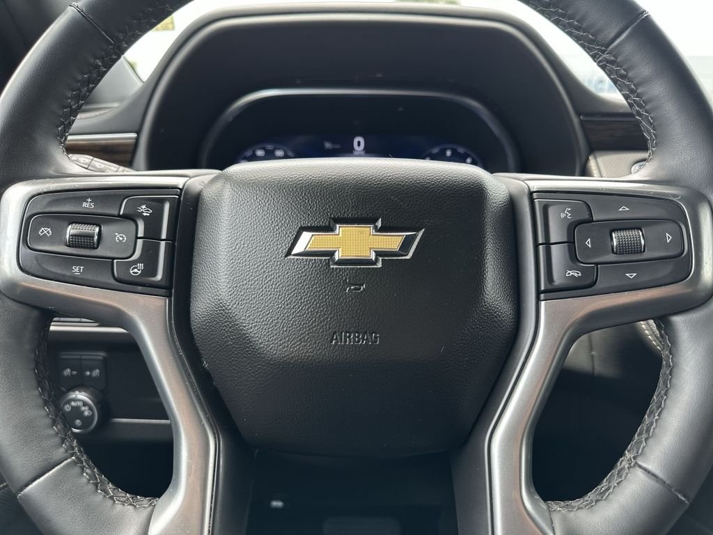 Used 2024 Black Chevrolet Premier image 22