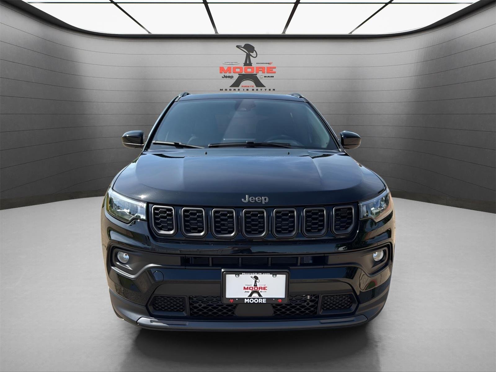 New 2026 Diamond Black Crystal Pearlcoat Jeep Latitude Altitude image 2