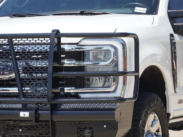 Used 2024 White Ford King Ranch image 4