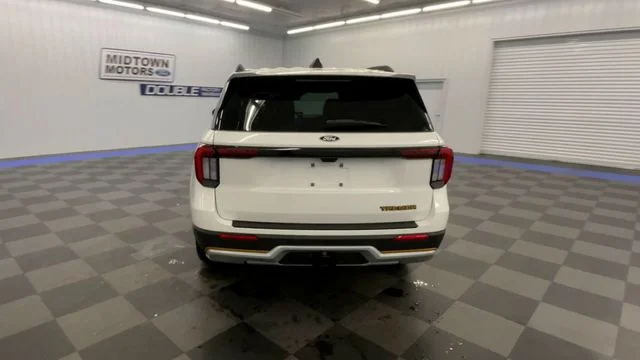 New 2027 Star White Metallic Tri-Coat Ford Tremor® image 7