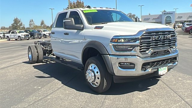 2026 RAM 4500 Tradesman 4X4 Crew Cab DRW 197" WB's photo