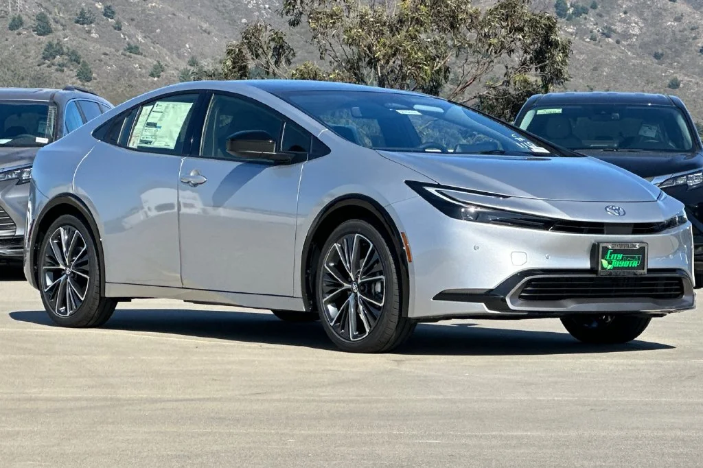New 2027 Cutting Edge Toyota  XLE image 2