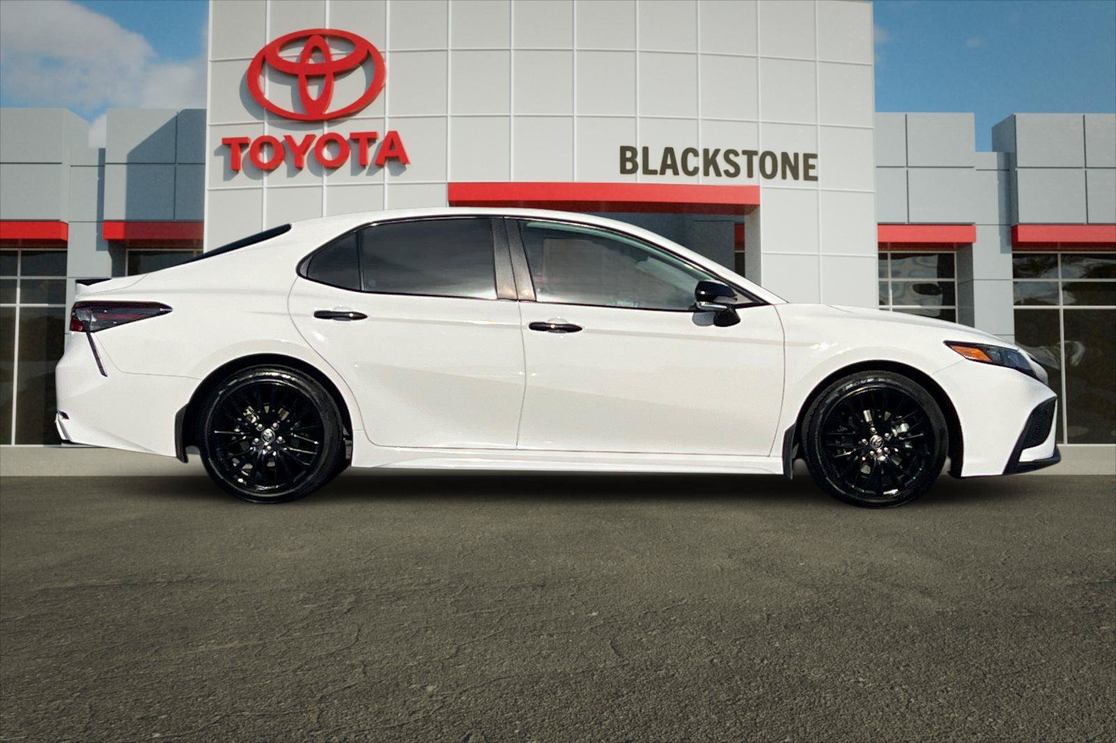 Certified Used 2022 White Toyota Hybrid SE image 2