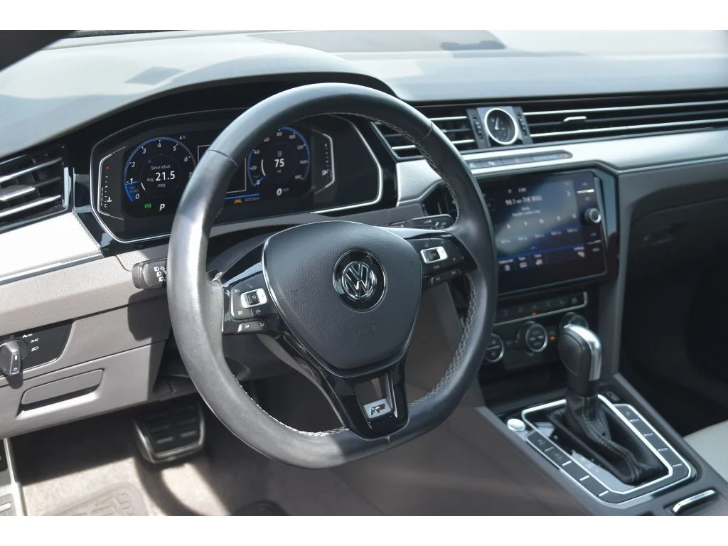 Used 2020 Deep Black Pearl Volkswagen SEL Premium R-Line image 12
