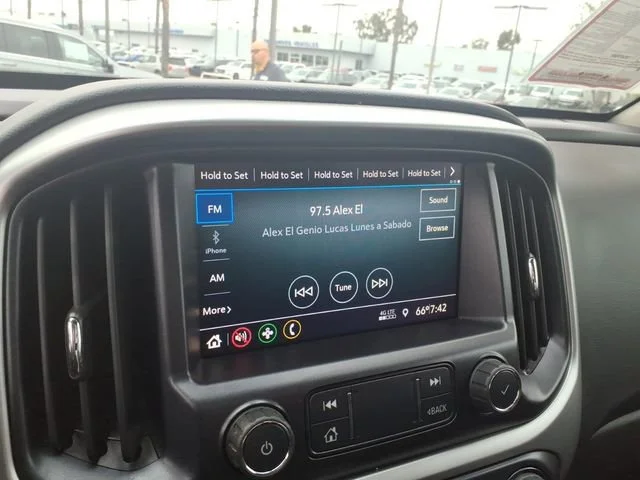 Used 2022 Summit White Chevrolet LT image 17