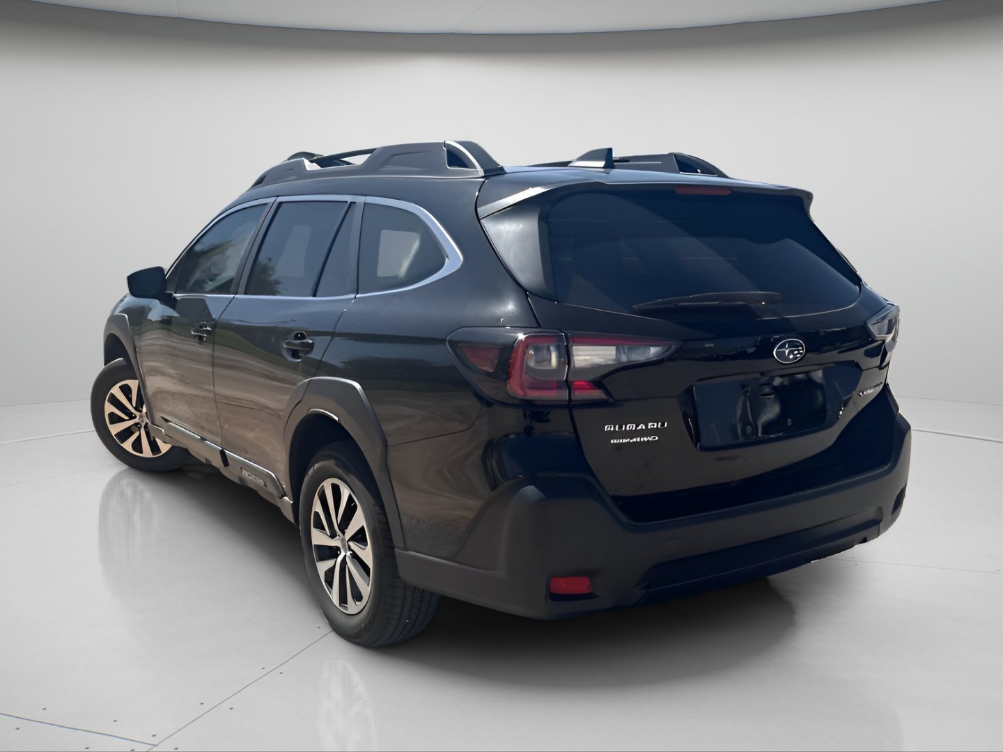 Certified Used 2024 Crystal Black Silica Subaru Premium image 6