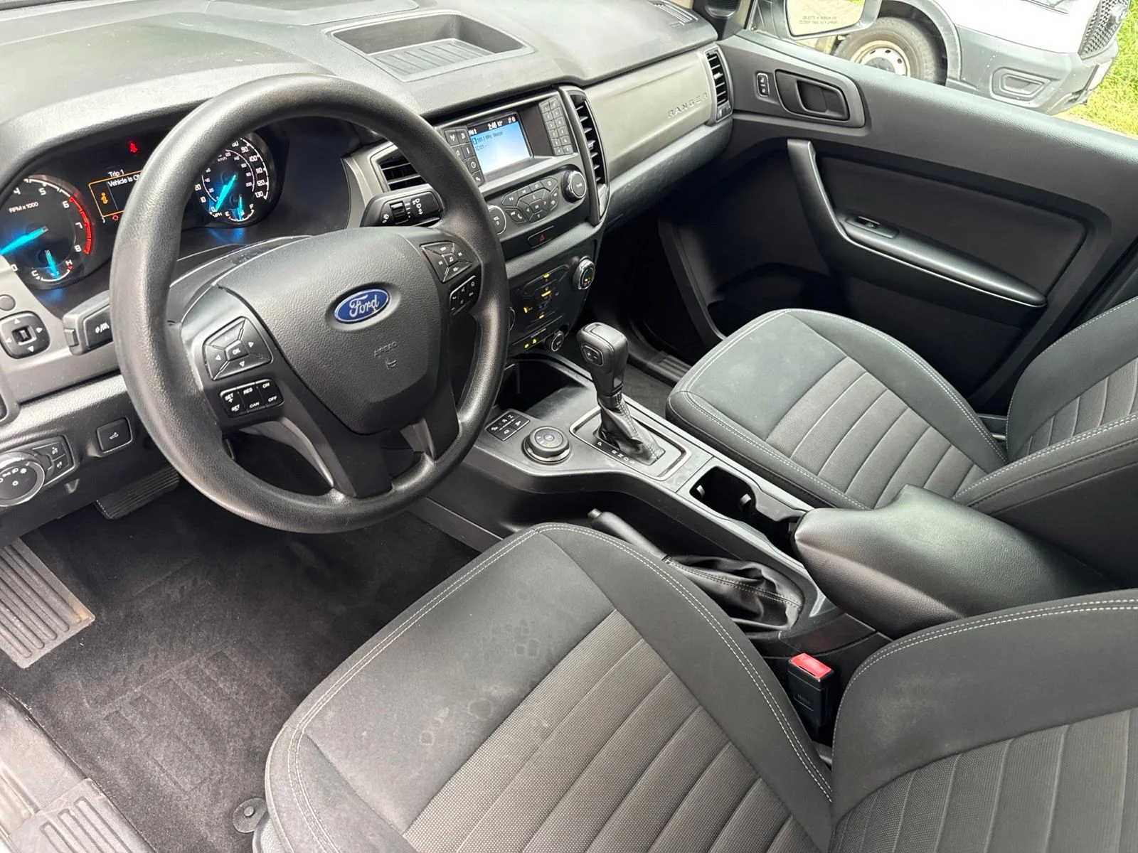 Certified Used 2020 Oxford White Ford XL image 36