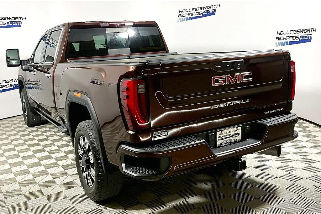 Used 2024 Redwood Metallic GMC Denali image 8