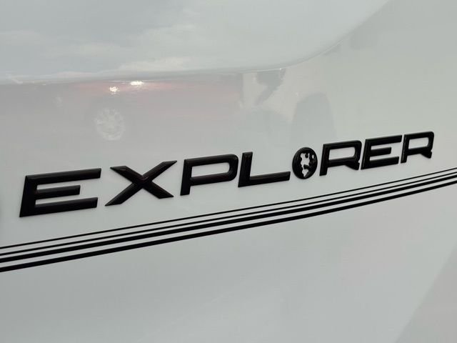 New 2026 White Ford Explorer Trail Boss image 47