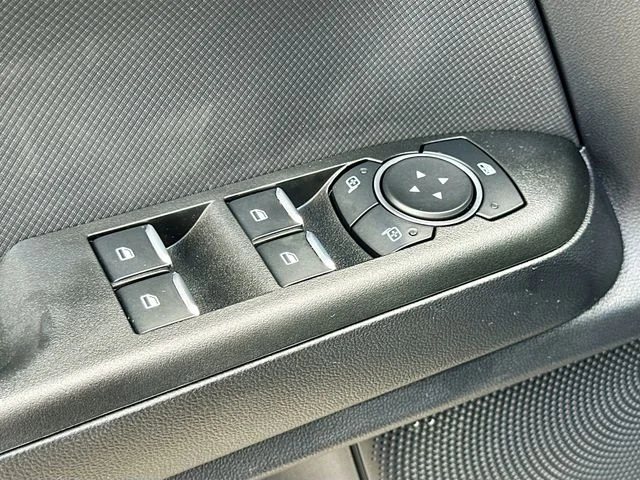 Used 2025 Gray Ford Outer Banks image 18