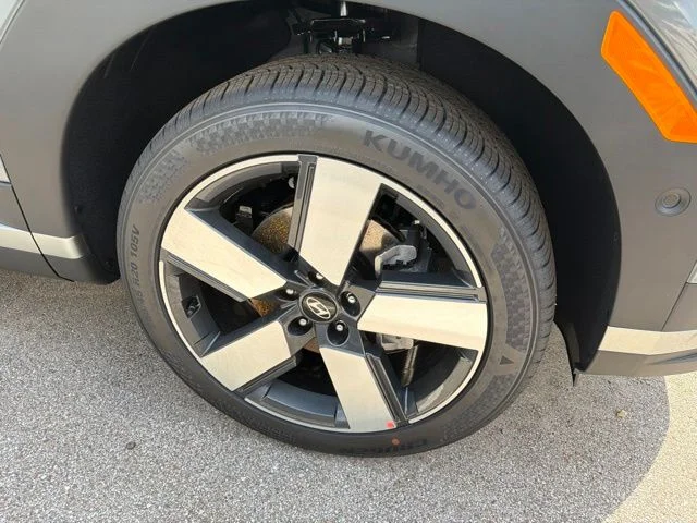 New 2026 Hampton Gray Hyundai Limited image 9