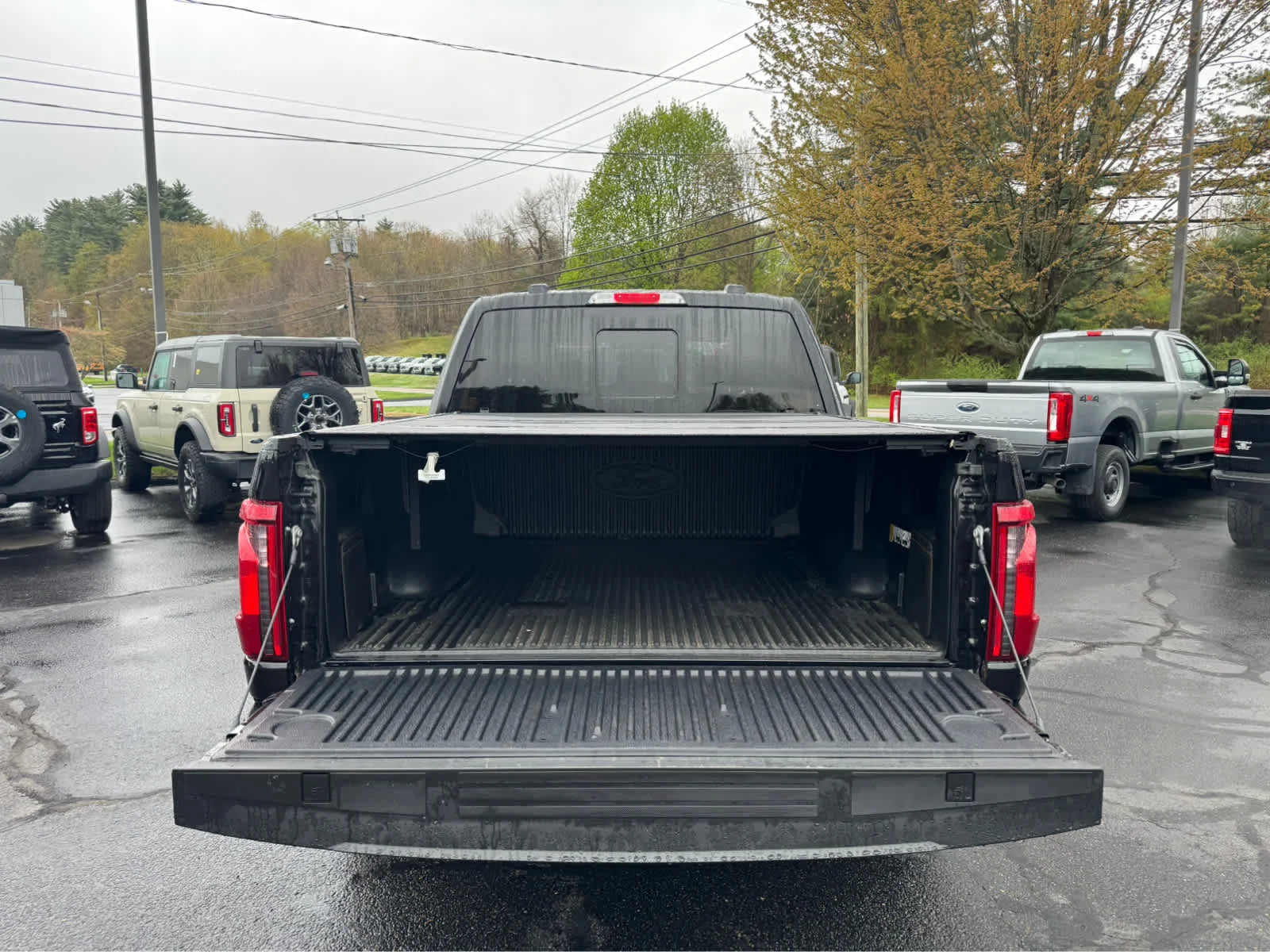 Used 2024 Agate Black Ford XLT image 5