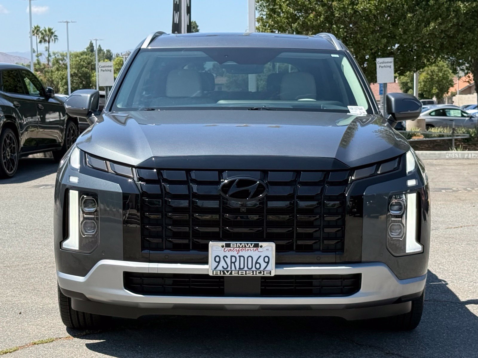 Used 2025 Gray Hyundai Limited image 3