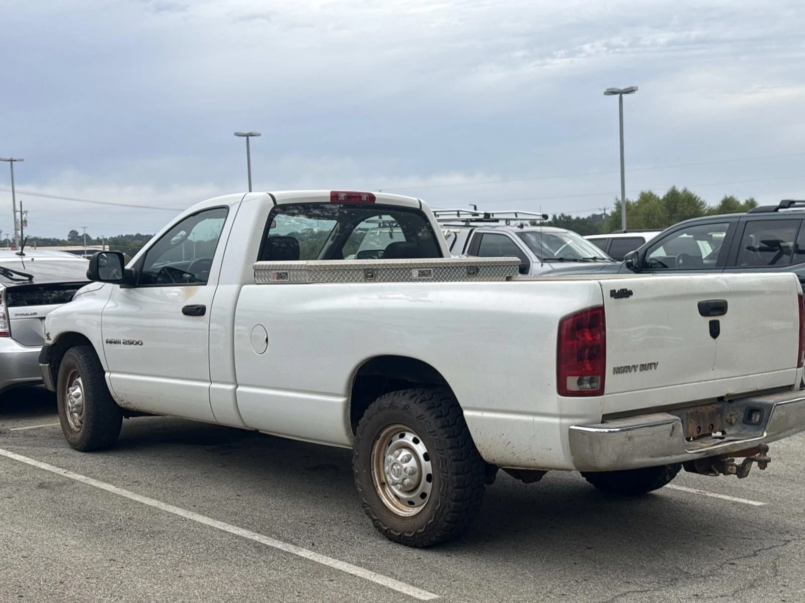 Used 2005 White Dodge ST image 4