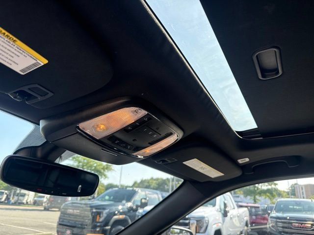 Used 2022 Gray Jeep Laredo X image 18