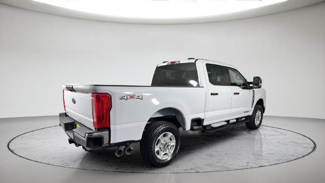 New 2026 Oxford White Ford F-250® XLT image 42