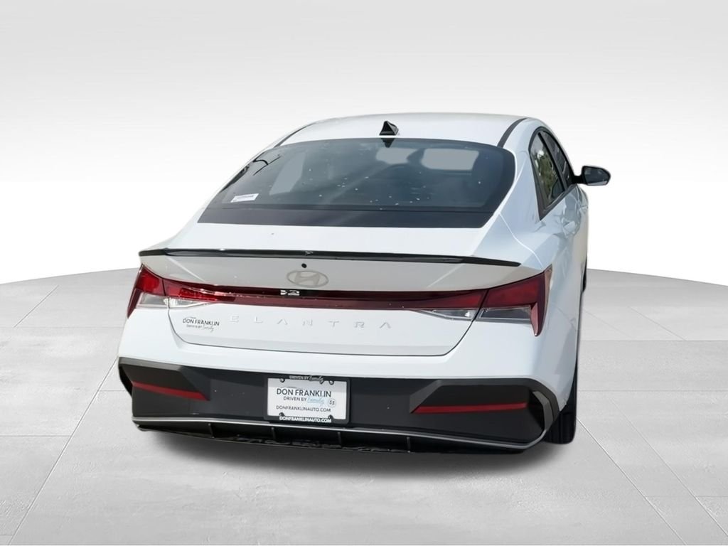 New 2026 White Hyundai SEL Sport image 7