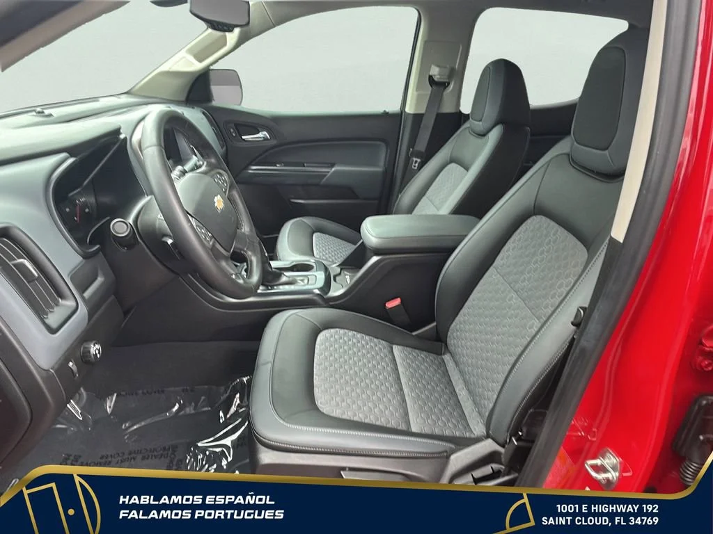 Used 2019 RED HOT Chevrolet 2WD Z71 image 12