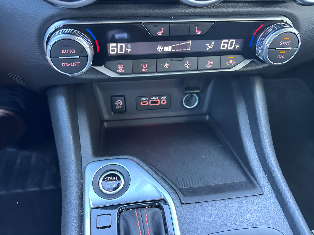 Used 2025 Blue Nissan SR image 29