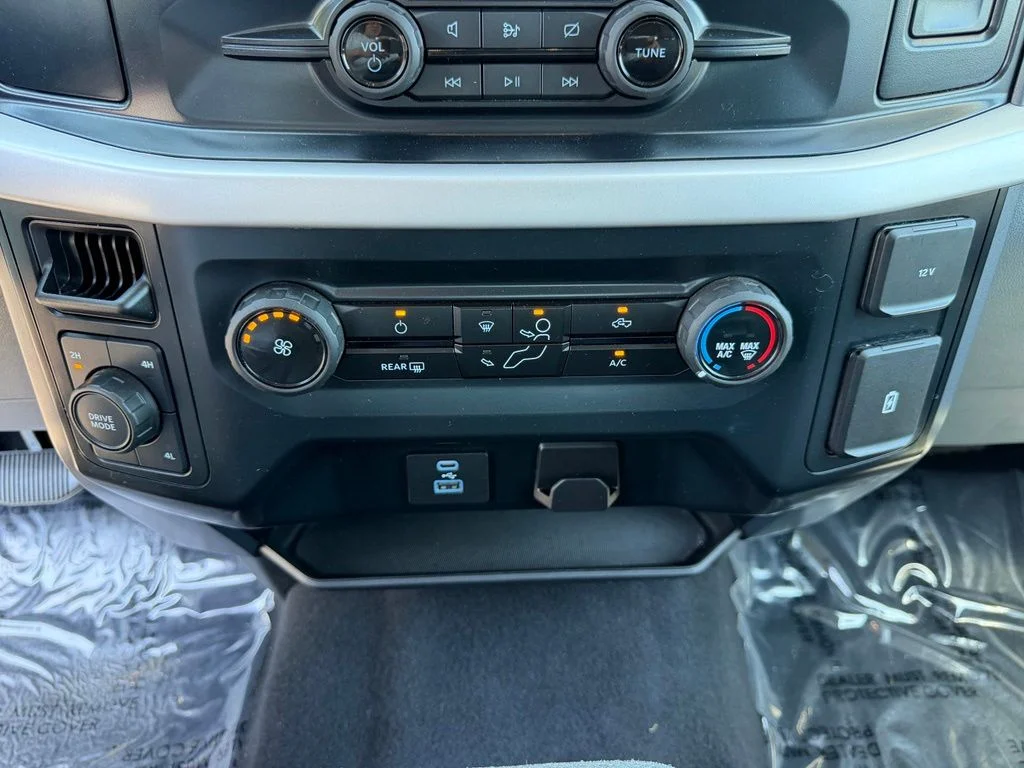 Used 2023 Blue Metallic Ford XLT image 25