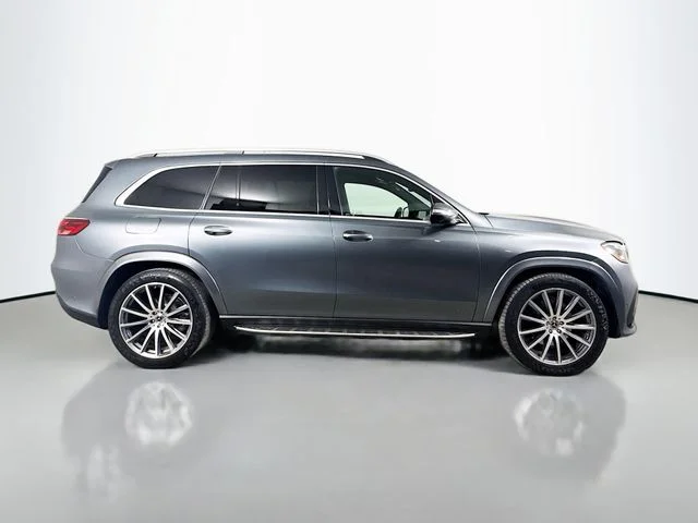 Used 2024  Mercedes-Benz GLS 450 image 4
