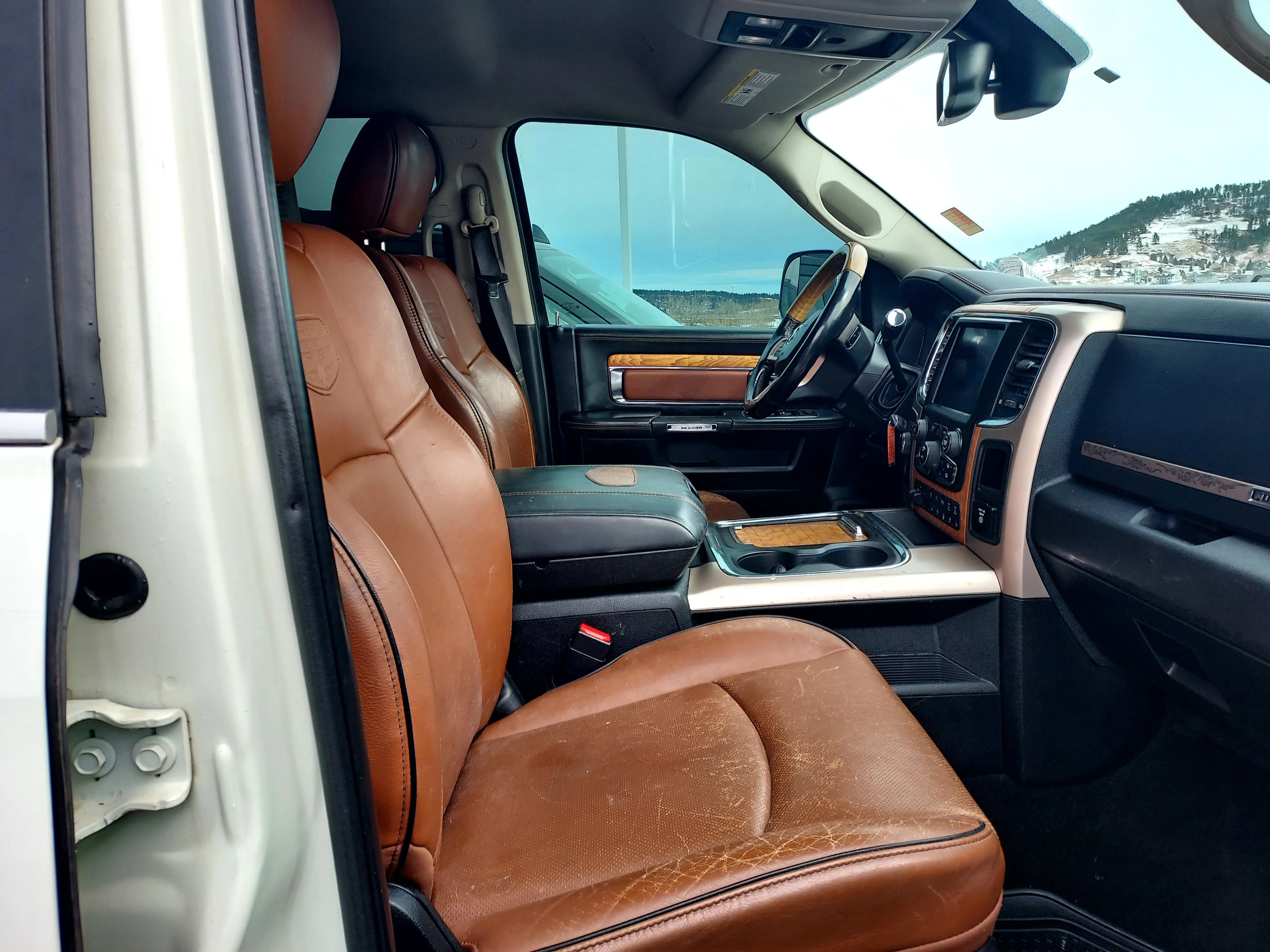 Used 2018 Pearl White Ram Longhorn image 25